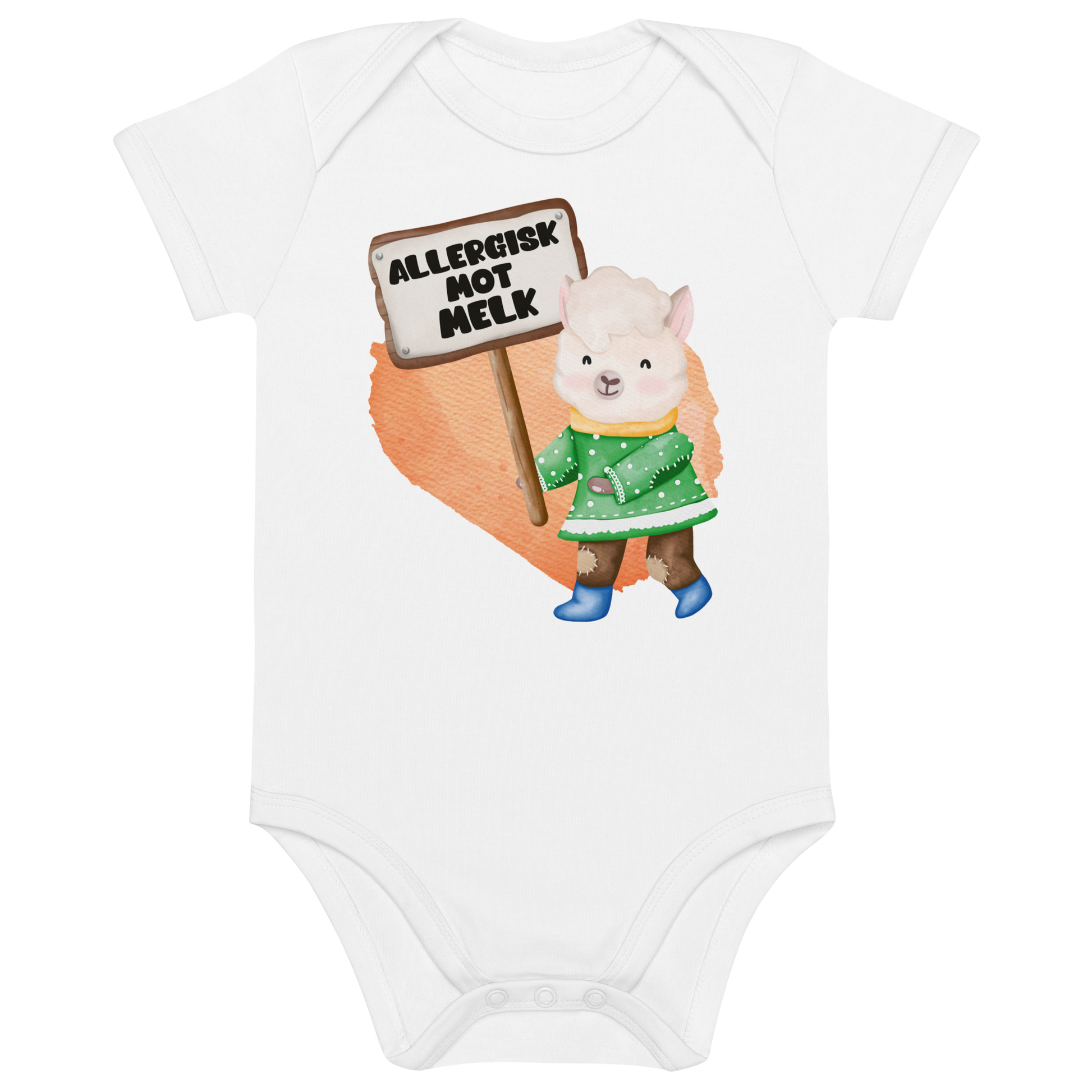 Hvit babybody som ligger flatt, med en glad lama som holder oppe et skilt med teksten "Allergisk mot melk". Foto.