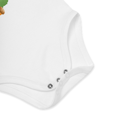 Babybody som ligger flatt, der bildet fokuserer på å vise trykknappene i kilen. Foto.